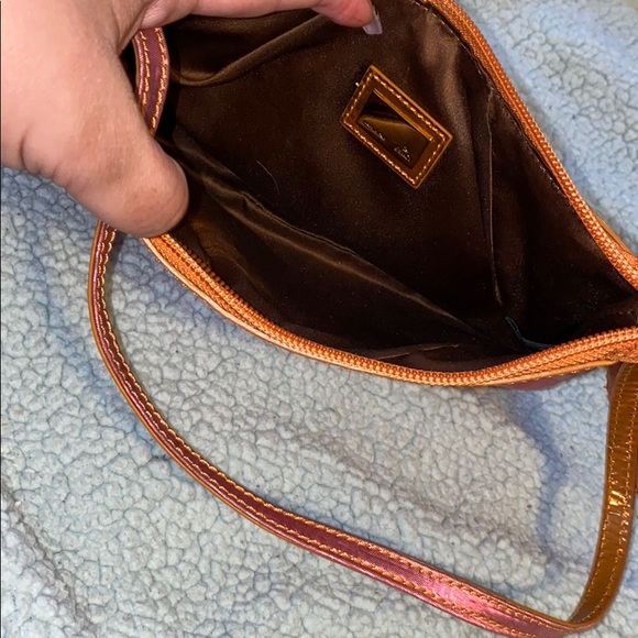 Fendi wristlet metallic pink and orange super cute - Picture 2 of 5